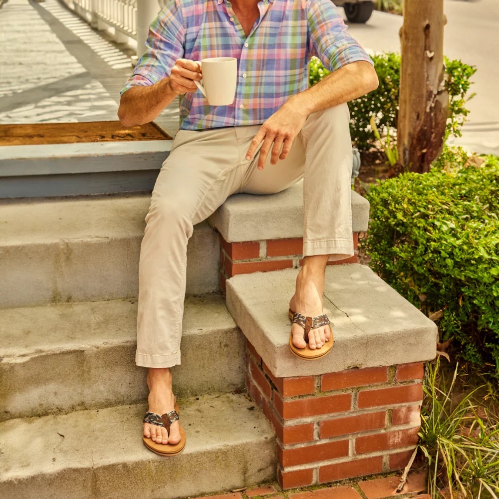 Hari Mari Leather Woodland Camo Flip Flop Sandals Size 11 - Picture 15 of 15